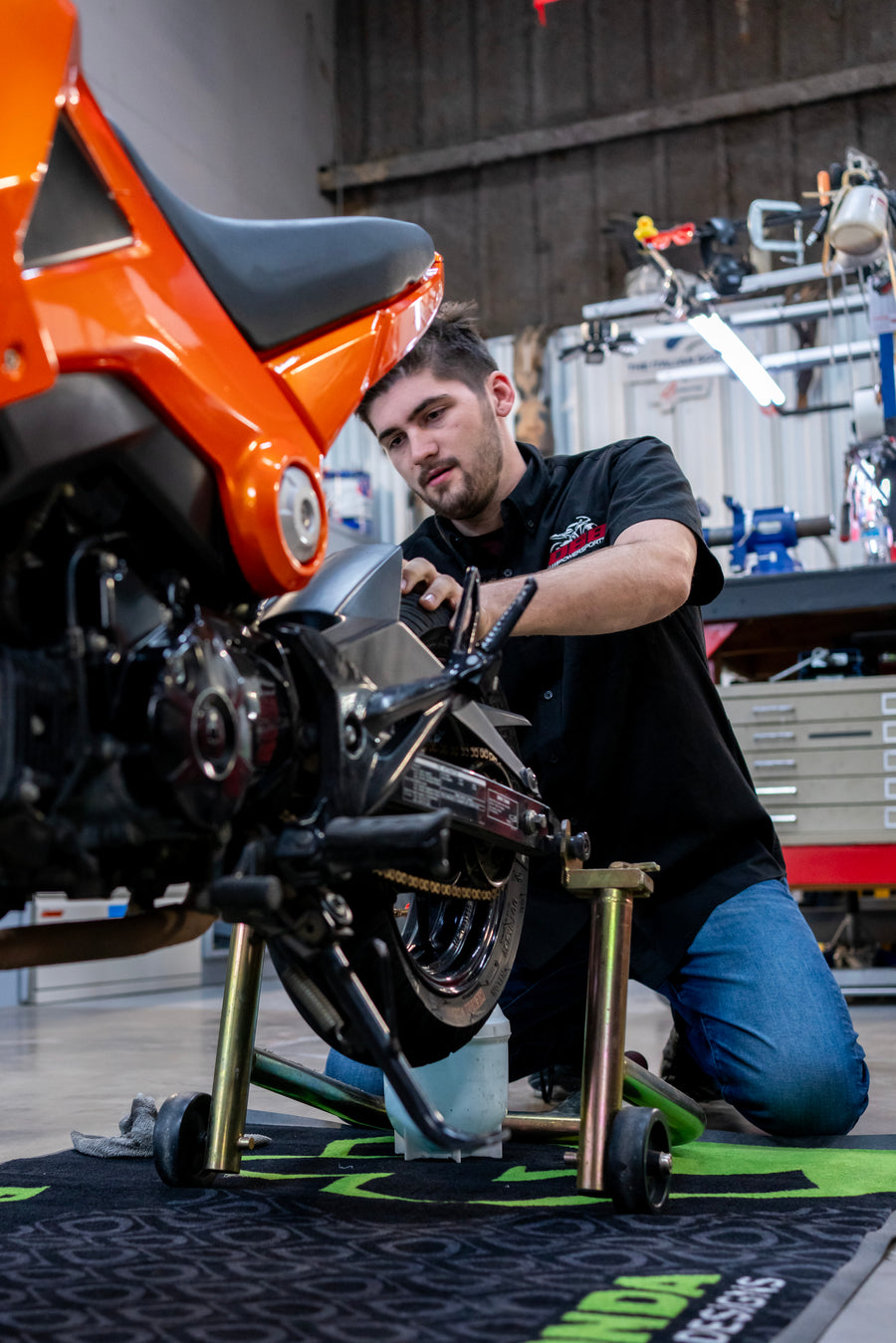 Sportbike Tire Change ON Bike